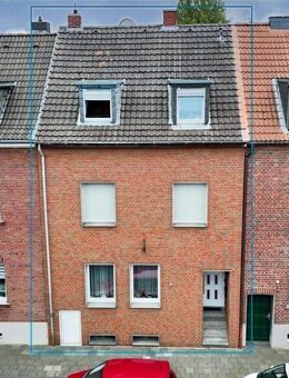 Charmantes 3-Familienhaus mit Garten und solider Mieteinnahme - vielseitig nutzbar - Mönchengladbach