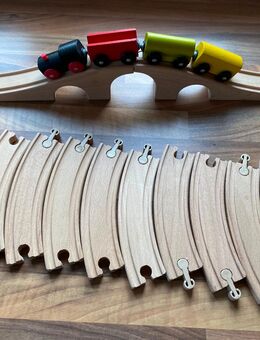 IKEA Holzeisenbahn/Holzspielzeug/Holzklötze/Bausteine - 9 Sets - Kerpen (Kolpingstadt) Zentrum