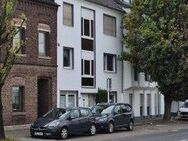 Stilvolle, sanierte 4-Zimmer-DG-Wohnung mit Balkon und EBK in Rheydt, keine Provision, von privat - Mönchengladbach
