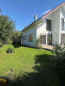 Einziehen und Wohlfühlen - modernes und helles Einfamilienhaus mit großer Garage - Kusterdingen