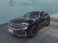 VW Touareg, 3.0 TDI R-Line | | |, Jahr 2024 - München