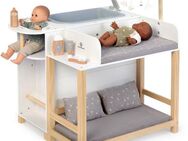 MUSTERKIND® Puppen Pflegecenter Viola, weiß/natur/grau, aus Holz und Musselin-Stoff