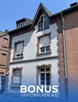 Schickes 3-Fam.-Haus in Viersen * EG + 1. OG frei * Eigennutzung oder SOLL-Rendite ca. 6,56% p.a. - Viersen