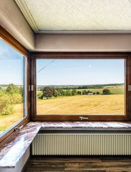 MANNELLA *Zweifamilienhaus mit herrlicher Aussicht* in Wahlrod - Wahlrod