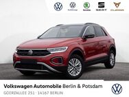 VW T-Roc, 1.5 TSI Life, Jahr 2023 - Berlin