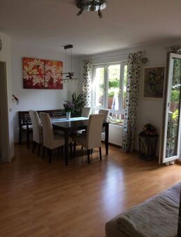 Provisionsfrei! Helle und freundliche Gartenwohnung mit Terrassen und Balkon - Erding