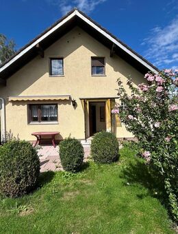 Gemütliche Doppelhaushälfte mit großem Garten! - Gauting