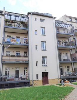 Familien Willkommen! Toll geschnittene 3 Raum Whg. mit Balkon, 2 Bäder, großer Küche - Leipzig