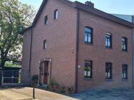 2 Familienhaus in ruhiger Wohnlage direkt an NL-Grenze - von PRIVAT - DG (2.OG) vermietet - Herzogenrath