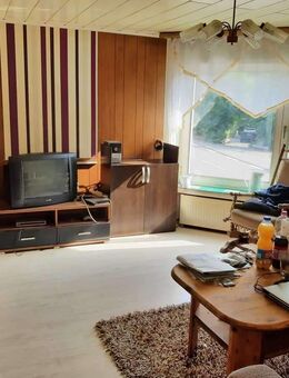 Historisches Mehrfamilienhaus mit Anbauten, Garten - Wiehl