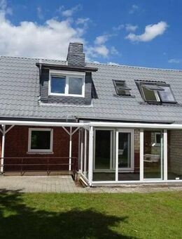 Liebevoll sanierte Doppelhaushälfte in Tralau - Travenbrück