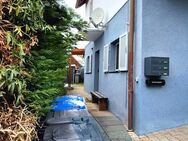 Solide Kapitalanlage oder Ihr neues Zuhause? Dieses Haus kann beides! - Leonberg (Baden-Württemberg)
