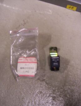MB261260 Relais diverse Mitsubishi-Modelle - Hannover Vahrenwald-List