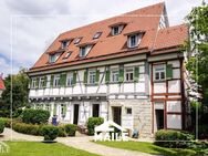 Großzügige Maisonette-Wohnung mit 2 Bädern und EBK - Sindelfingen