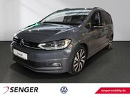 VW Touran, 1.5 TSI Highline, Jahr 2022 - Lübeck