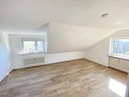 ERSTBEZUG nach Komplett-Renovierung - Attraktive 3,5-Zi.-Wohnung mit Balkon & Gartennutzung - Coburg