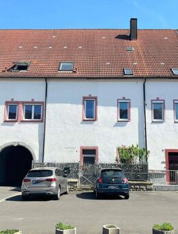 Haus im Klosterhof mit Potential zu verkaufen ! - Zell (Main)