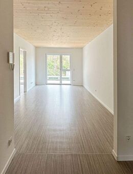 ERSTBEZUG Helle 2-Zimmerwohnung in Sulz am Neckar - Sulz (Neckar)