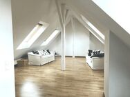 Modernes Dachgeschoss-Loft im Herzen Schwabings - München