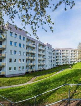 helle Etagenwohnung mit Balkon - Wutha-Farnroda
