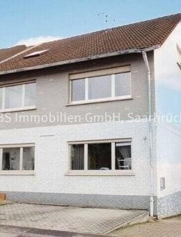 großes Einfamilienhaus mit Garage und Garten in begehrter Wohnlage von Wadgassen - Wadgassen