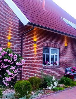 Ein Zuhause mit Charakter - Elegantes Einfamilienhaus mit separater Ferienwohnung in idyllischer Lage nahe Ditzum - Bunde
