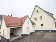 FÜR SINGELS - 2-ZIMMER DG-WOHNUNG MIT KÜCHE UND BALKON - Sengenthal