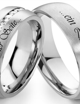 Edelstahlringe E137 mit Zirkonias und Außengravur - Aholming