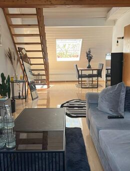 Elegante DG-Wohnung im angesagten Viertel - Düsseldorf