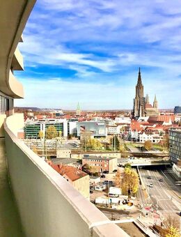 Urbanes Wohnen im 15. Stockwerk des Universum Centers mit sensationellem Fernblick auf das Münster und die Alpenkette - Ulm
