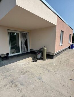 Zwischen Bonn und Köln – modernes Penthouse in Urfeld am Rhein - Wesseling
