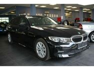 BMW 320 d Touring - Panorama - AHK - - Euskirchen