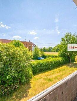 IMMOBERLIN.DE - Helle Wohnung mit Südloggia & Pkw-Stellplatz nahe Campus & Klinikum Buch - Panketal