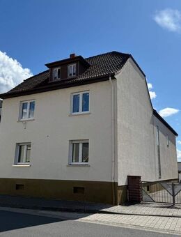 4-Familienhaus mit Hallen & großem Bauplatz direkt am Main - Karlstein (Main)