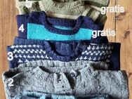 Handgestrickte Kinderpullover in verschiedenen Größen alle zum Superpreis und teilweise gratis - Niederfischbach