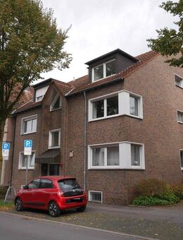 Gepflegte, gemütliche 2,5 Raum-Dachgeschosswohnung mit Balkon in ruhiger Lage von Gelsenkirchen-Buer - Gelsenkirchen