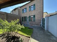 Stilvoll kernsaniertes Einfamilienhaus mit Garten in Bonn-Muffendorf - Ihr neues Zuhause! - Bonn