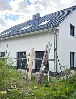 Käuferprovisionsfrei, Neubau, Luftwärmepumpe, direkte Feldlage, was will man mehr? - Werneuchen