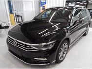 VW Passat Variant, 2.0 TDI Elegance R-Line IQ Dig, Jahr 2023 - Hannover