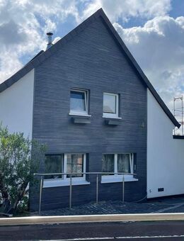 Vermietete Doppelhaushälfte mit Potenzial - jetzt investieren! - Wiehl