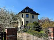 Repräsentative Villa mit großer überdachter Terrasse, Doppelgarage, gepflegter Zustand - Lichtentanne