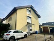 Wohlfühloase in Weingarten! Gepflegtes 2-Familienhaus mit großem Grundstück - Weingarten (Baden)