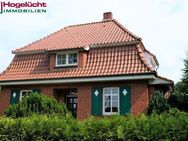 Ein stilvolles Einfamilienhaus mit Nebengebäude - Ihlow (Niedersachsen)