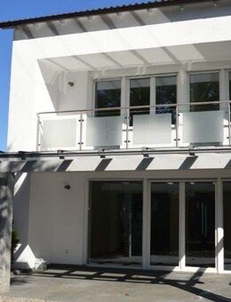 Großzügiges Reiheneckhaus am westlichen Stadtrand von Kolbermoor - Kolbermoor