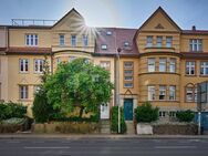 Großzügige 4,5-Zimmer-Wohnung mit Villencharakter, Balkon und Garten in zentraler Lage - Schwerin