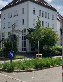 schicke 4-Zimmer-Dachwohnung Wohnung - Konstanz