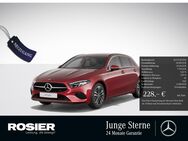 Mercedes A 200, Progressive Advanced, Jahr 2023 - Menden (Sauerland)