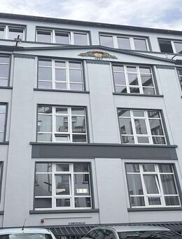 Tolles Objekt - schöne Architektur, größtenteils modernisiert - und gute Rendite ! - Krefeld