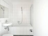 ab August 2025: bezugsfertige/sanierte 5-Raum-Wohnung ohne Durchgangszimmer, mit Balkon - Halle (Saale)
