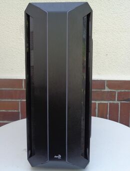 Gamer PC i7 8700K 6-Kern CPU mit 6x4,8 GHz, SSD, RGB, 16GB und Grafikkarte Vega 56 - Löhne